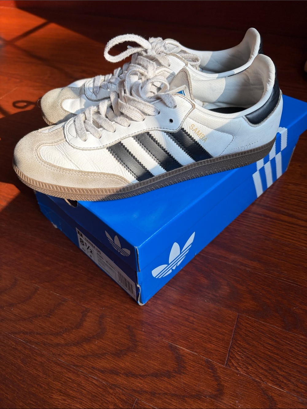 adidas Samba Women or Men’s Sneakers in White with Black Stripes